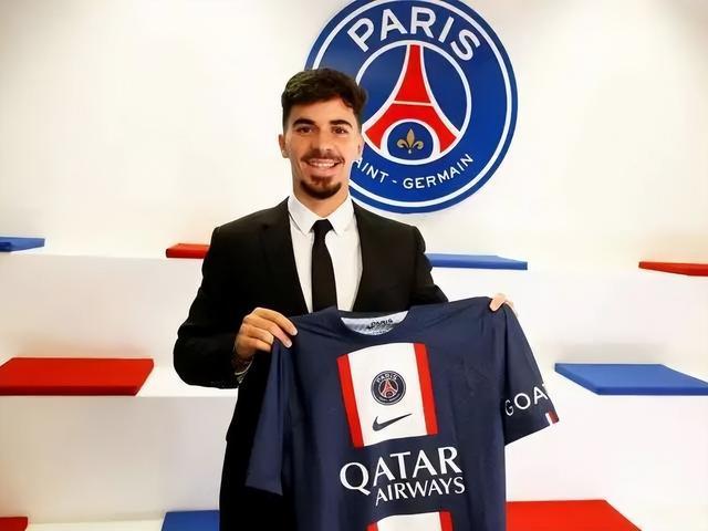 李昊天赛后 李昊天赛后