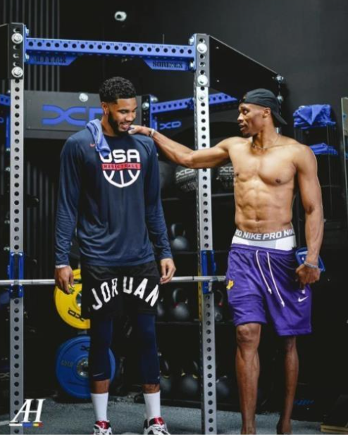 詹姆斯用实 詹姆斯用实