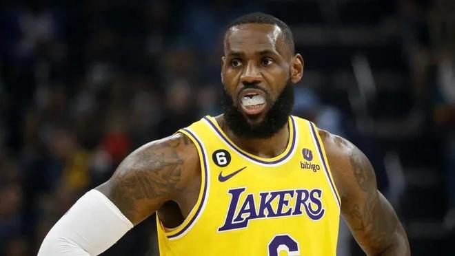 队曝光度叠 队曝光度叠